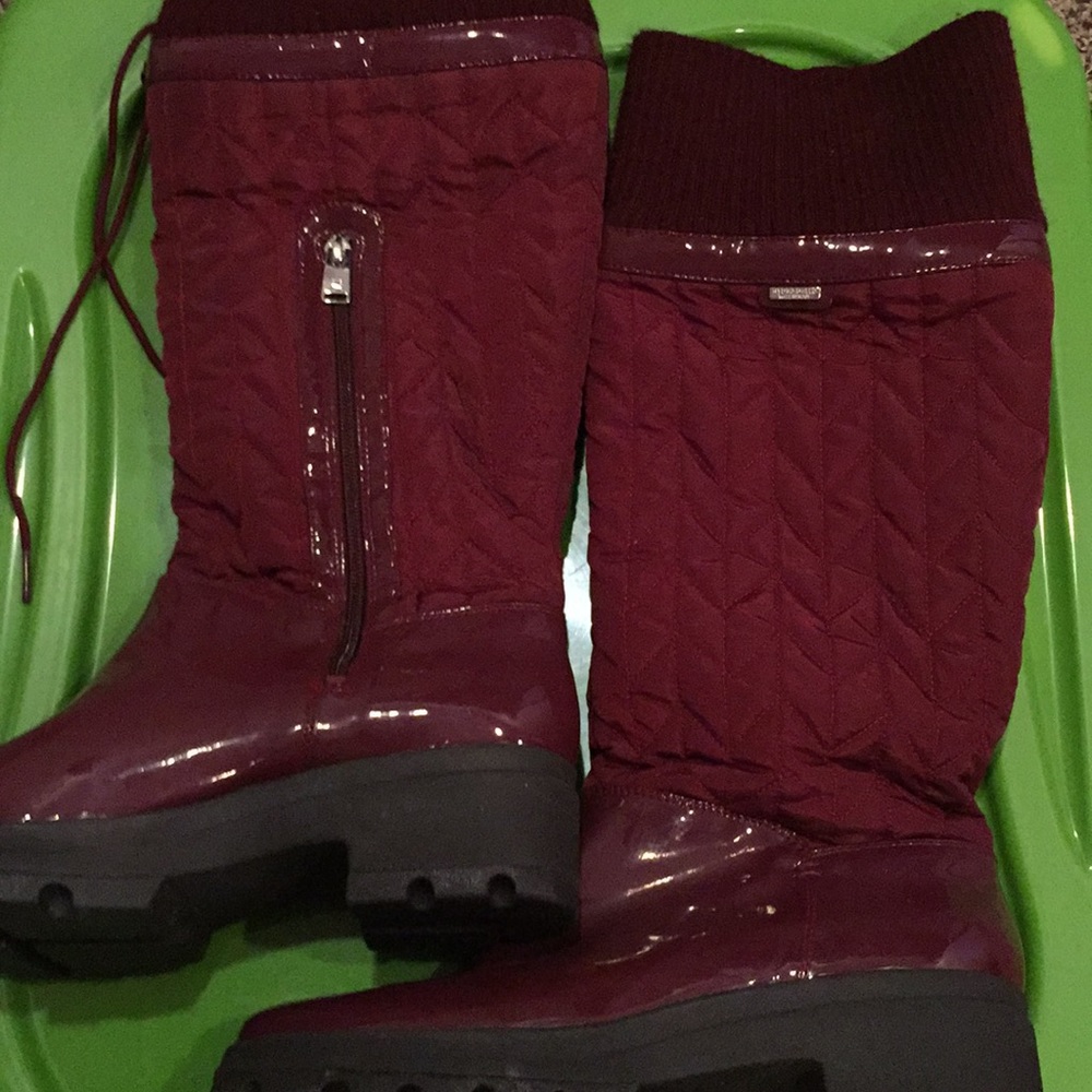 NWOT Rockport hydro shield boots new